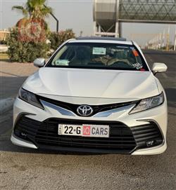 تۆیۆتا کامری